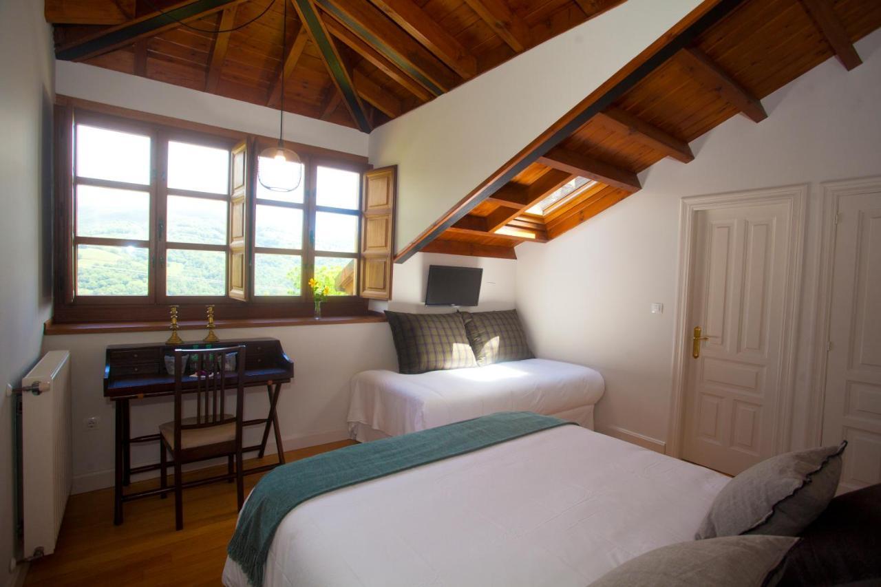 Casona De Indias Hotel Piloña Eksteriør billede