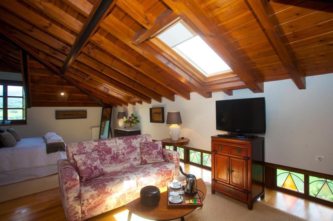 Casona De Indias Hotel Piloña Eksteriør billede